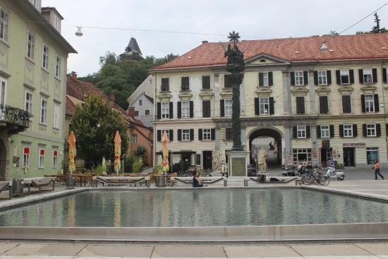 Dreifaltigkeitssaule